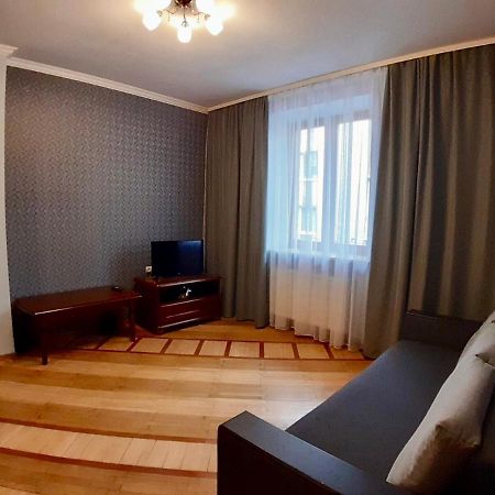 Apartment Hnatuka Center Львів Екстер'єр фото